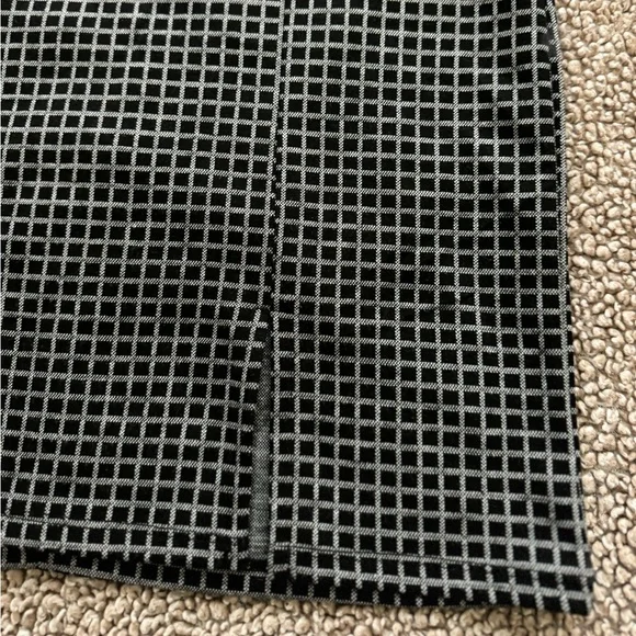 Forever 21 Square Print Mini Skirt - Picture 3 of 6